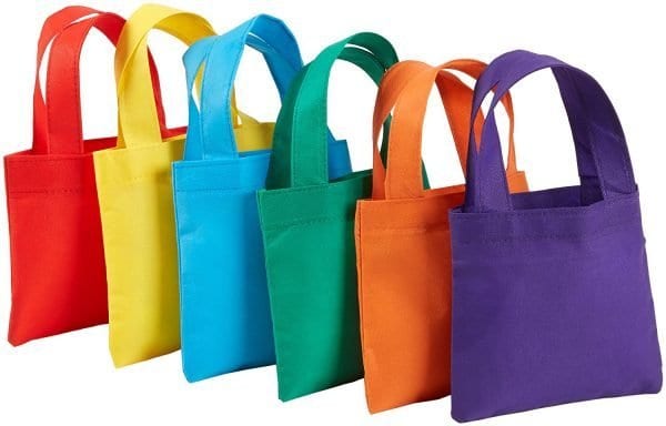 Non-woven tote bags in six colours